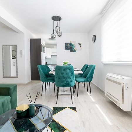 Silver Luxury Apartment تروغير المظهر الخارجي الصورة