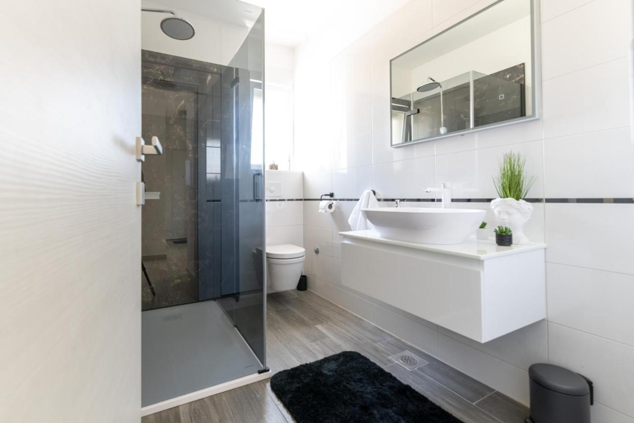 Silver Luxury Apartment تروغير المظهر الخارجي الصورة