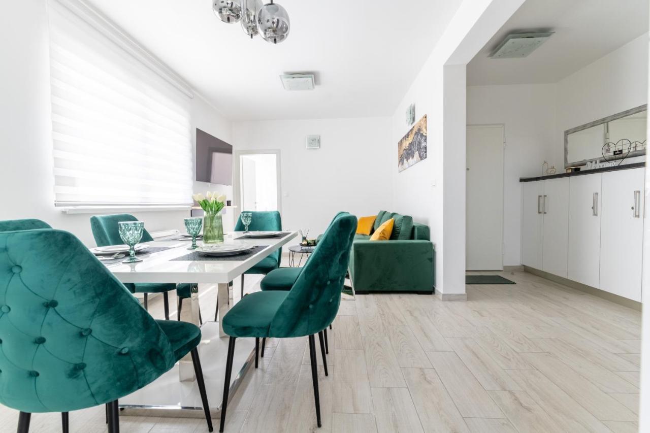 Silver Luxury Apartment تروغير المظهر الخارجي الصورة